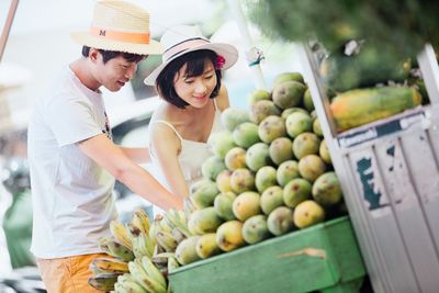 shopping for fruit